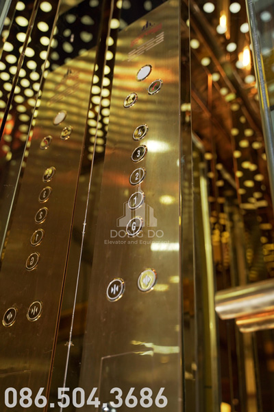 2.Thang-vang-hoang-gia---Ms-Dieu---Bang-goi-tang-trong-cabin-(1)